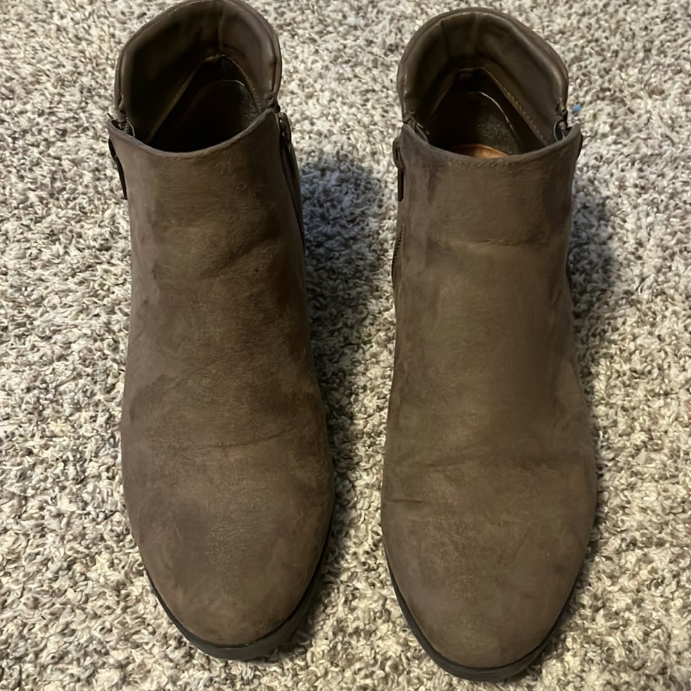 Suede booties - Picture 2 of 5